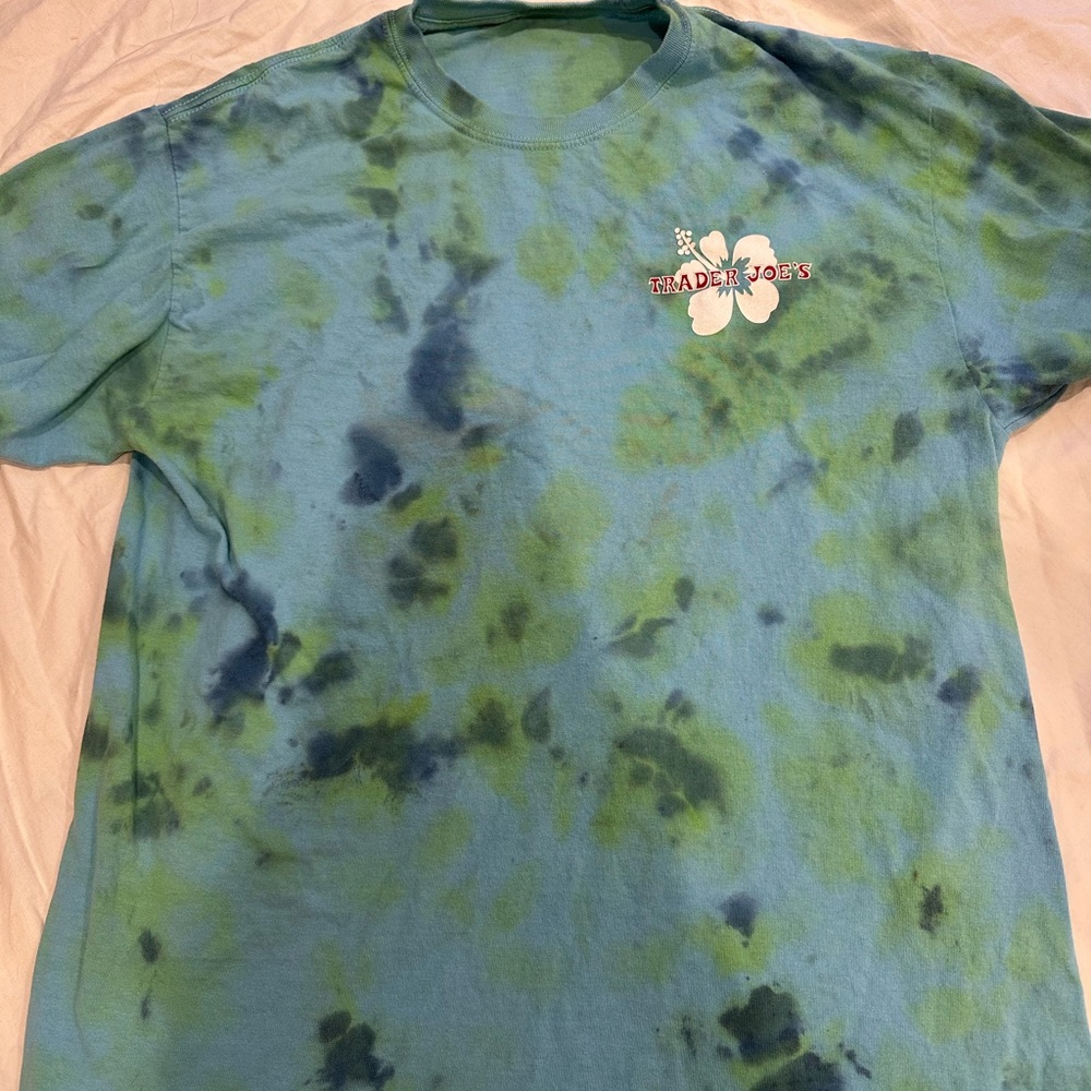 Trader Joe's Blue and Green Tie-Dye Short Sleeve Tee